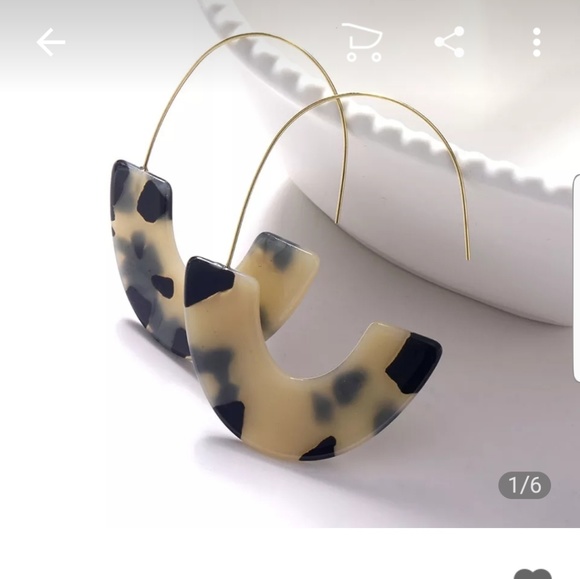 Earings - Picture 2 of 2